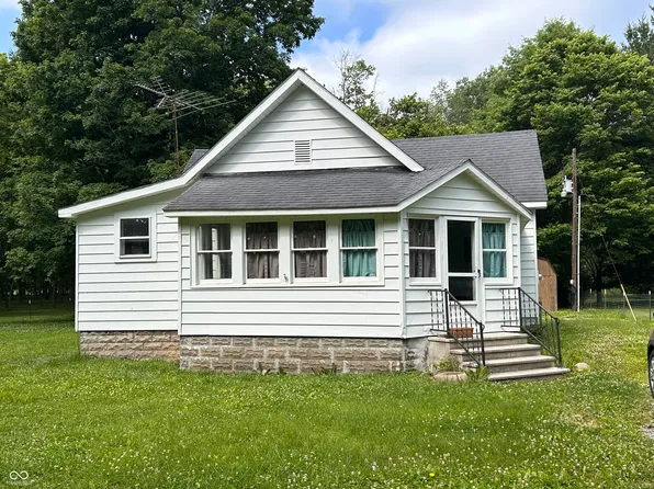 5090 S Neet Rd, Rockville, IN 47872