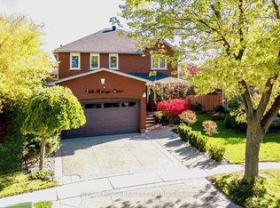 466 Malaga Rd, Mississauga, ON L5B 3W2