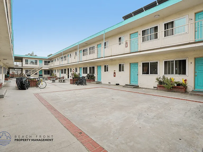 10305 Buford Ave. — Photo 19