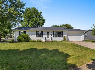 1407 Greenridge Dr, Urbana, IL