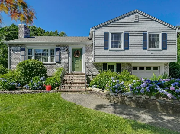 108 Marilyn St, Holliston, MA 01746