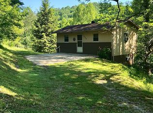 526 Left Fork Fishermans Cove Rd, London, KY 40741