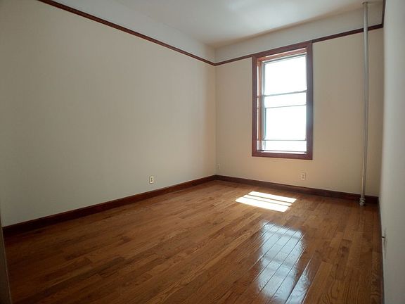 3rd image of 610 67th St APT 3