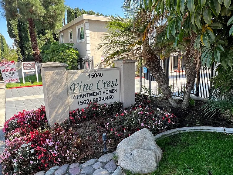 Pinecrest Apartments — Photo 26