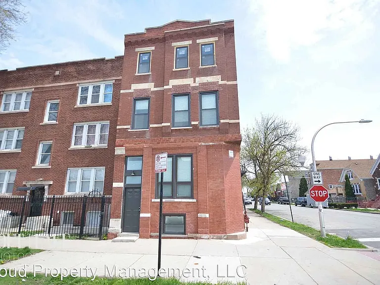 2459 S Washtenaw Ave #GE — Photo 1