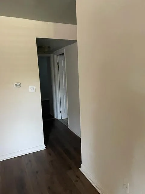 2 bed, 1000 sqft, $1,350 — Photo 4
