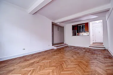 Rented by Urbane Brokerage