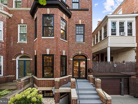 2nd image of 3172 17th St NW