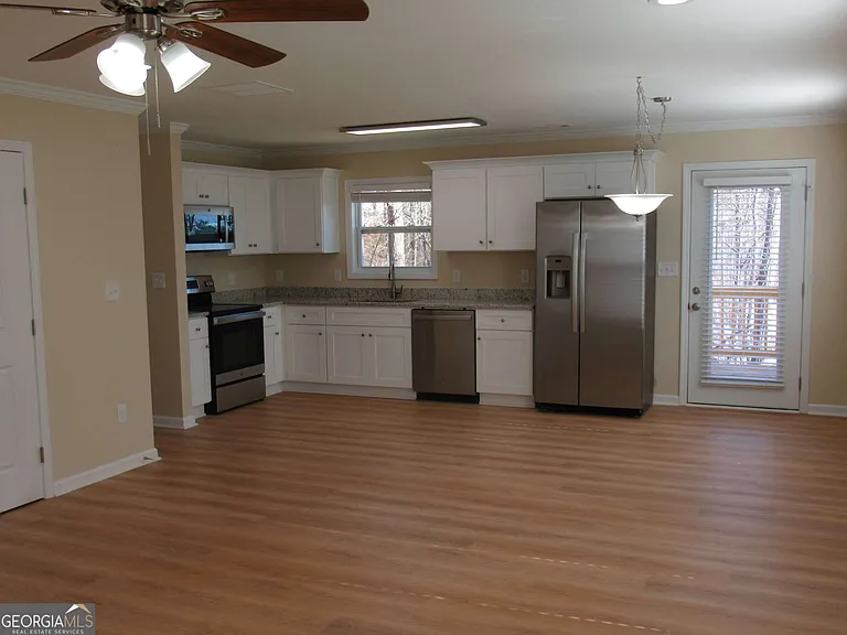 745 Old Kerns Rd — Photo 8