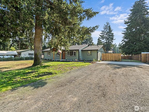 2nd image of 19210 Pecan Street SW