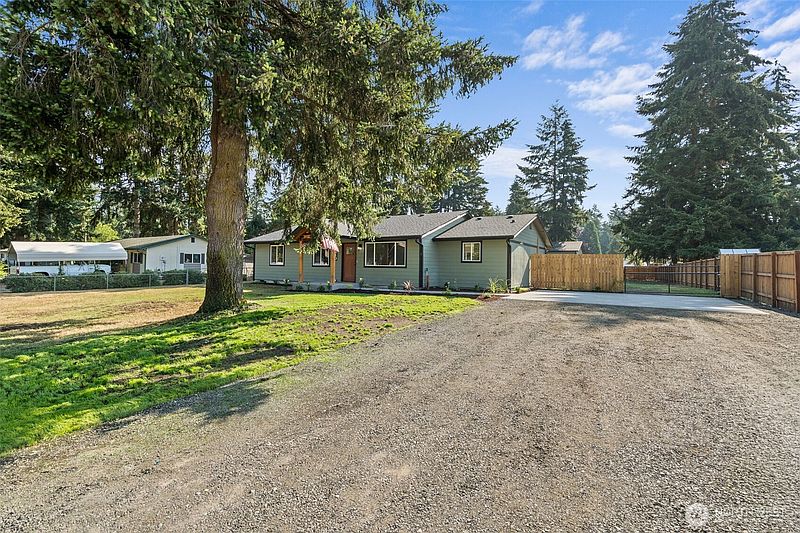 2nd image of 19210 Pecan Street SW