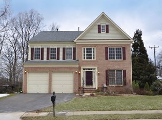 6802 Moly Dr, Falls Church, VA