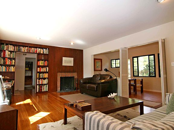 3rd image of 467 W 8th St