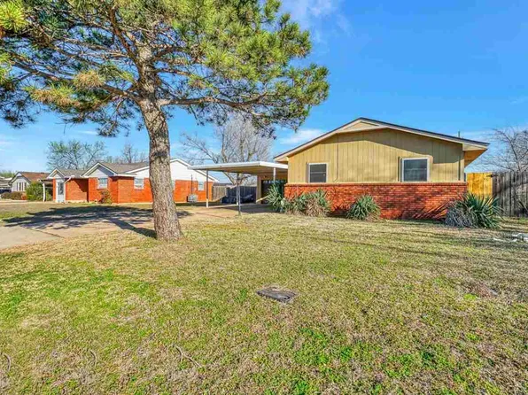 4212 SE Avondale Ln, Lawton, OK 73501