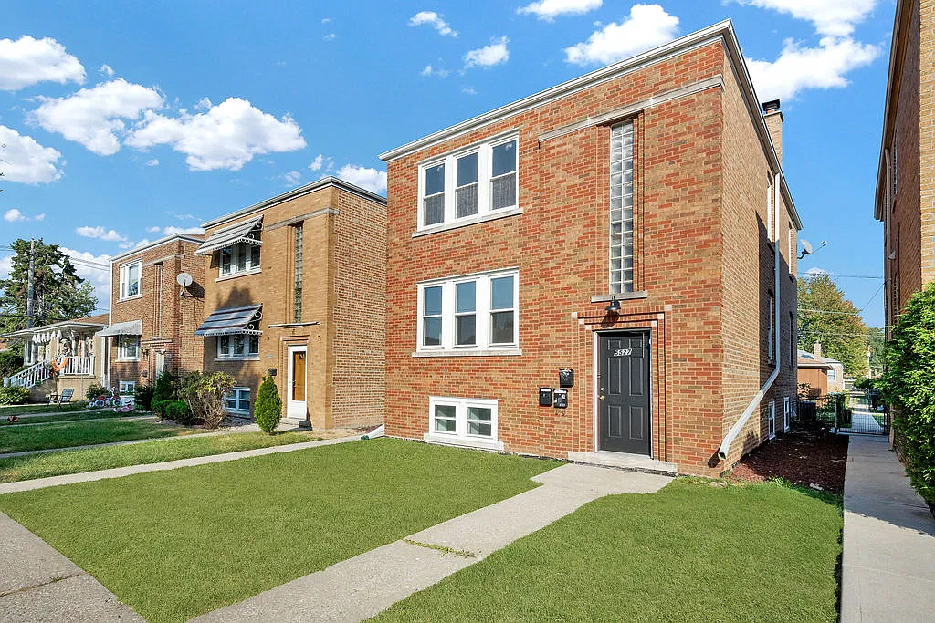 2 bed, $1,750 — Photo 3