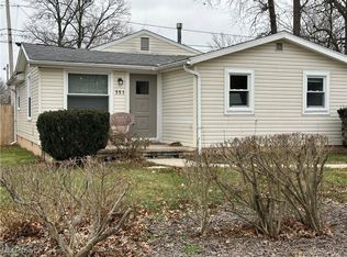 351 Woodridge Rd, Vermilion, OH 44089