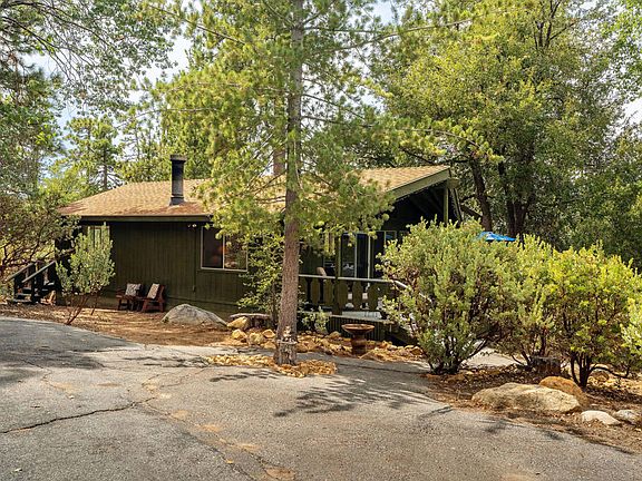 2nd image of 25461 Glen Rd