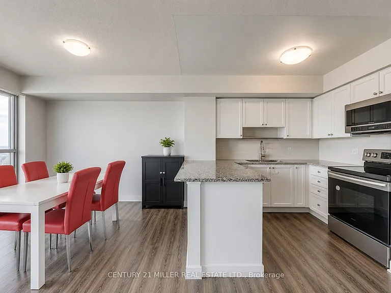 125 Village Green Sq #3803 — Photo 13