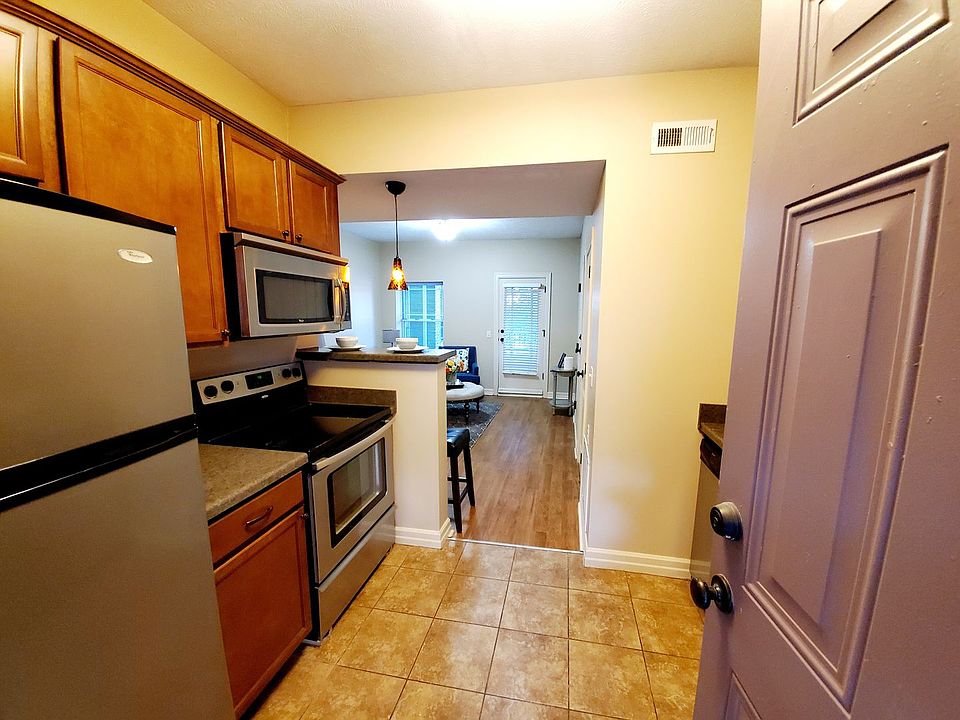 1st image of 602 N 33rd St #56969E228