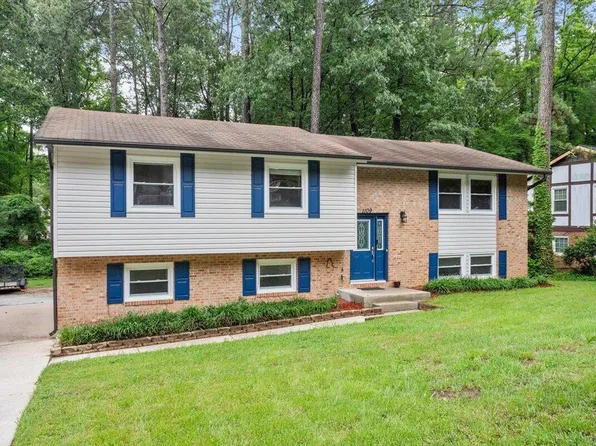 1109 Buckingham Rd, Garner, NC 27529