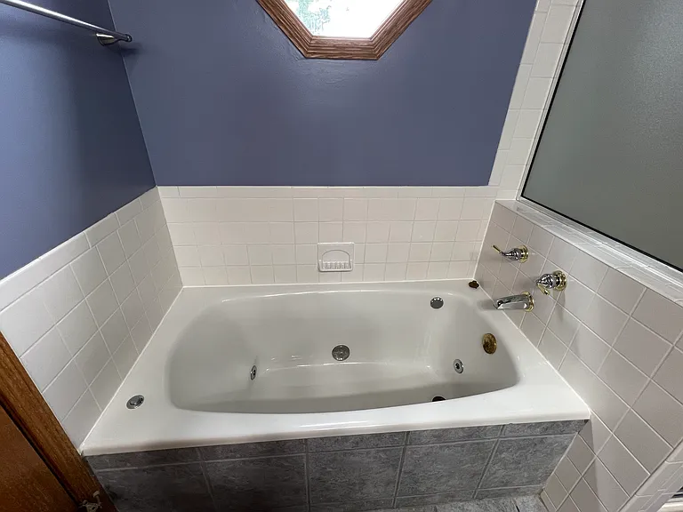 2409 Marilyn Dr — Photo 9
