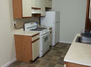 1 Colonial Rd, Beacon, NY 12508