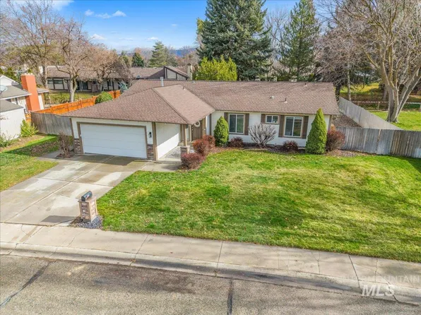 5000 N Glenbrook Dr, Boise, ID 83704
