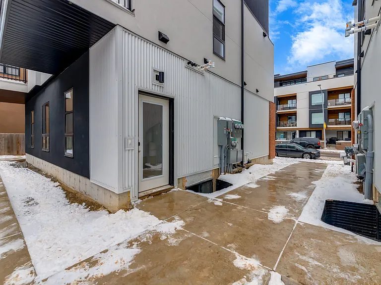 1615 33rd Ave SW — Photo 27