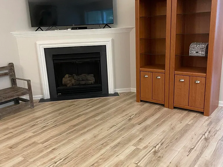 374 Saint Andrews Pl — Photo 5