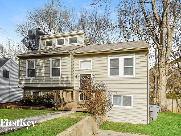 8500 Park Vista Cir — Photo 2