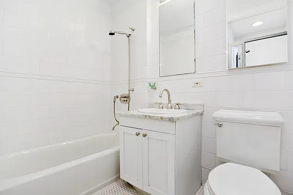 Rented by Corcoran | media 4