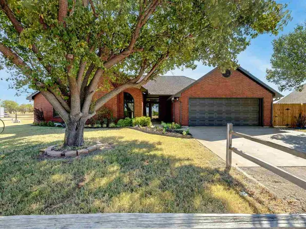 168 SW Crater Creek Rd, Cache, OK 73527
