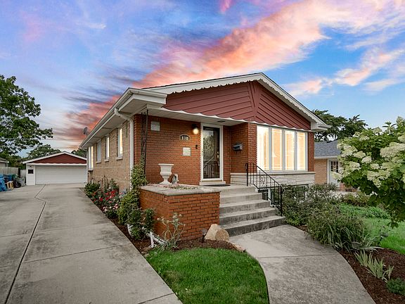 2nd image of 8148 Mayfield Ave
