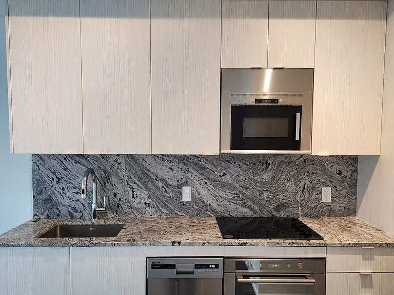 5 Mabelle Ave #1231 — Photo 3
