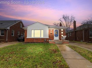 6789 Larme Ave, Allen Park, MI 48101