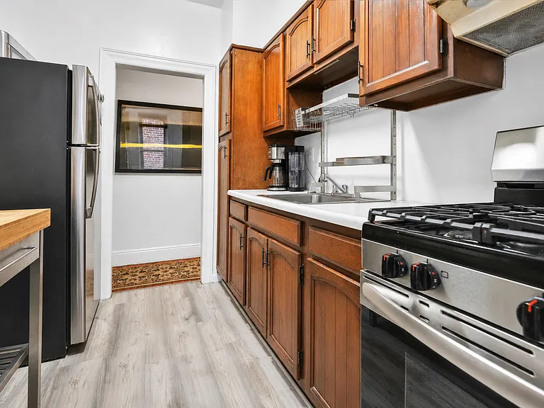 2709 Newtown Ave #1 — Photo 10