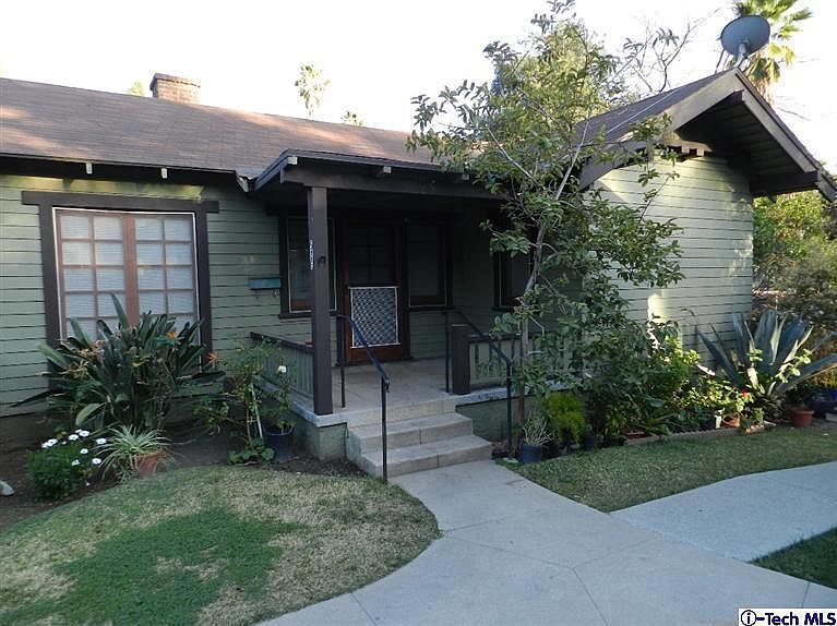 1st image of 532 Thompson Dr