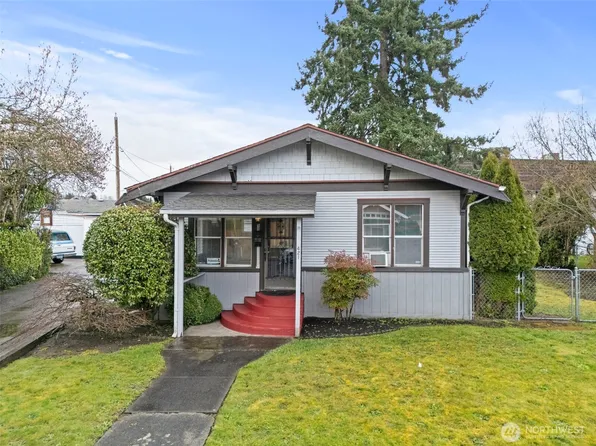 421 2nd Street NW, Puyallup, WA 98371