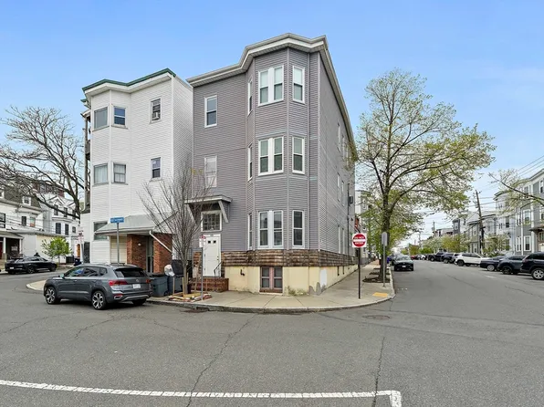 487-489 Sumner St, Boston, MA 02128