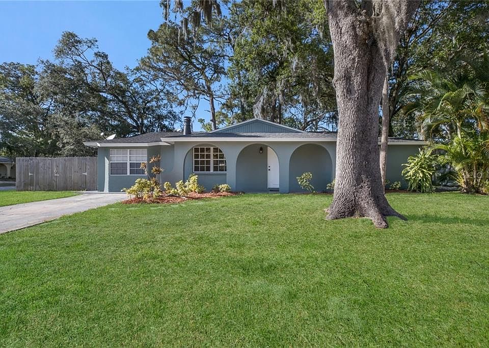 1st image of 4901 Silk Oak Dr