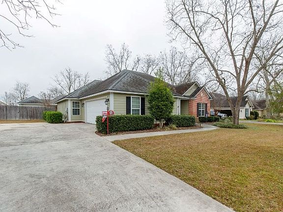 3rd image of 4506 Kiowa Ln