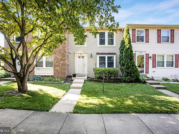 2nd image of 5547 Hecate Ct