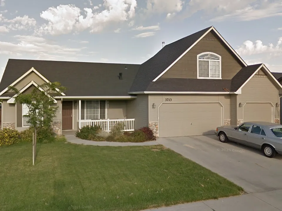 3713 N Timber Lakes Way