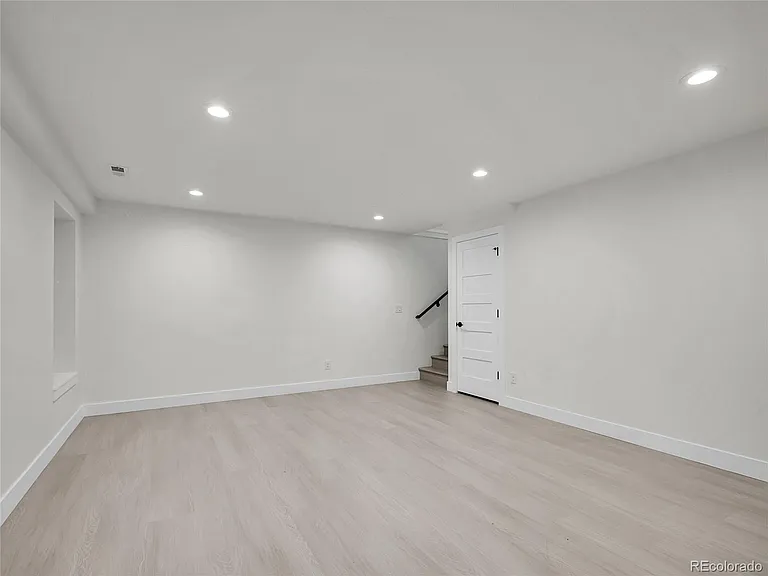 4640 W 39th Ave — Photo 22