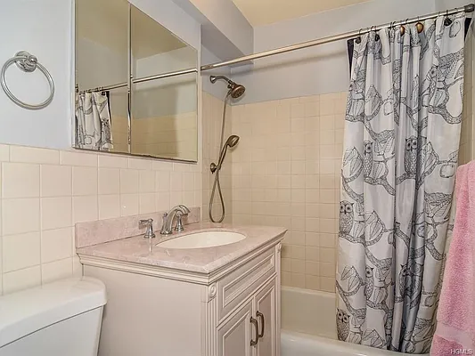 Sold by Robert E. Hill  | media 22