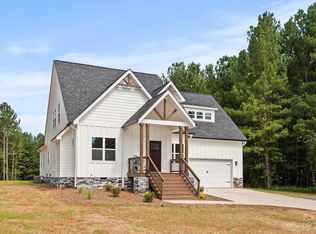 5497 Grace Chapel Rd, Hickory, NC 28601