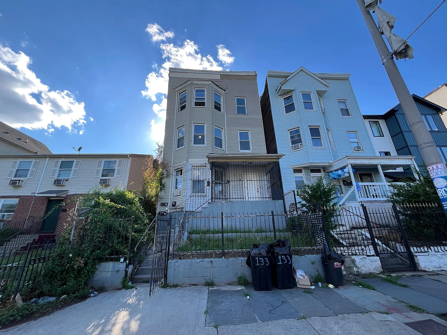3 bed, 1200 sqft, $1,950 — Photo 4