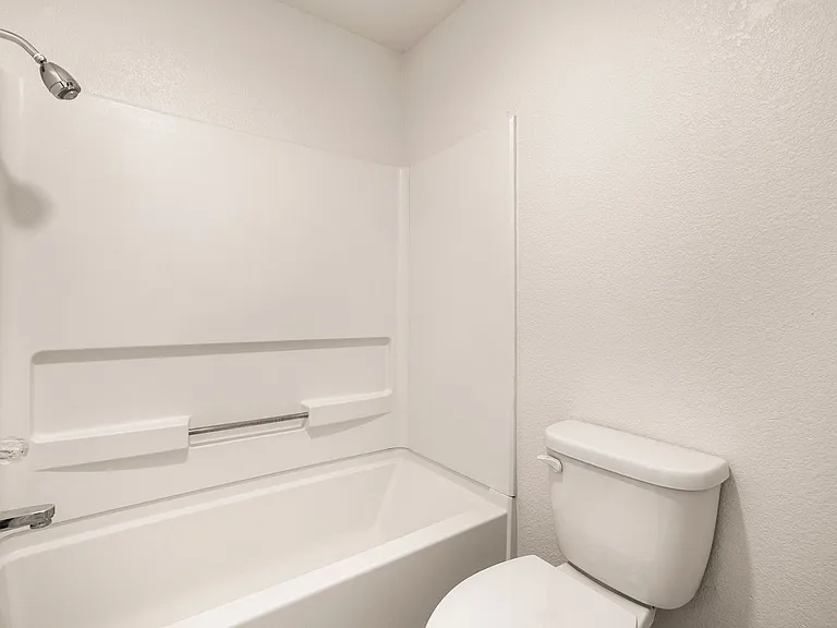 Amanda Place Apartments — Photo 69