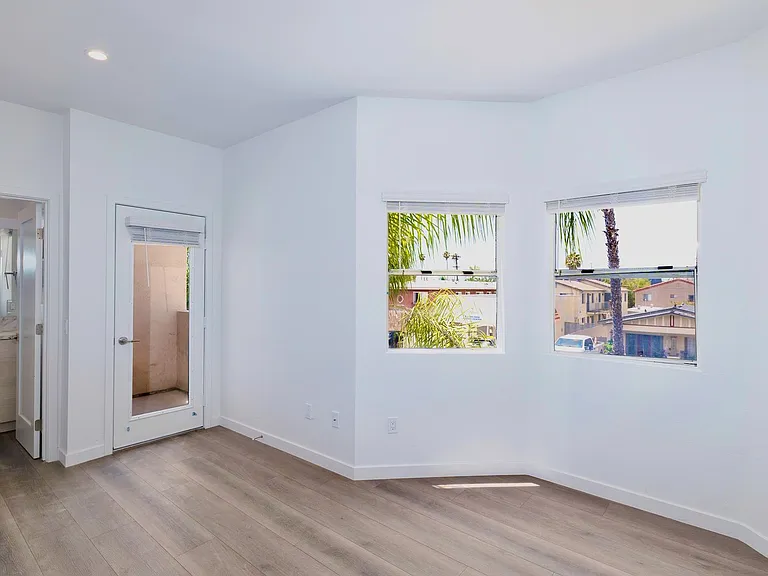 Beautifully Renovated Property perfectly situated between North Park and Normal Heights! — Photo 21
