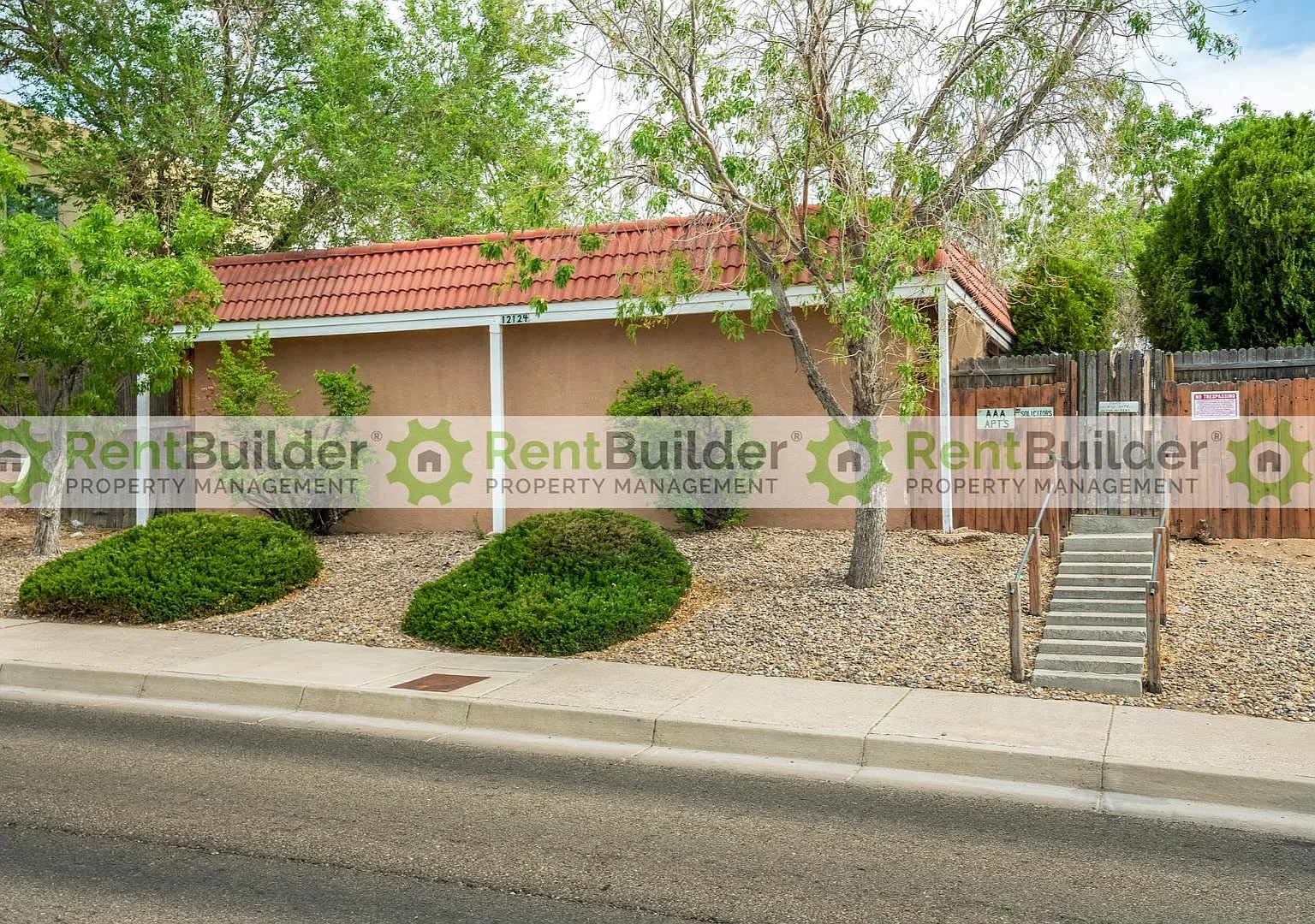 Perfect First Home! — Photo 1
